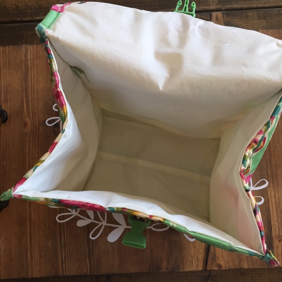 Vera Bradley Lunch Bag - Picture 5 of 5